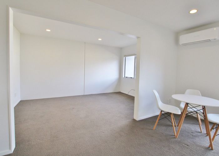  at A2/15 Lovell Court, Rosedale, North Shore City, Auckland