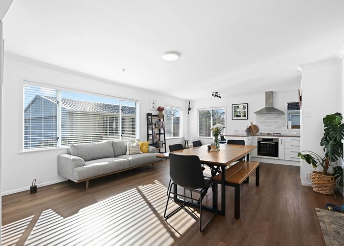  at 7 Martin Street, Fairfield, Hamilton