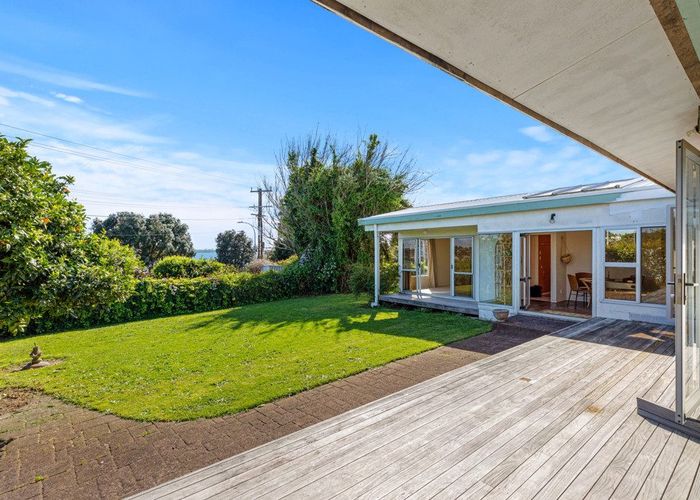  at 220 Welcome Bay Road, Welcome Bay, Tauranga