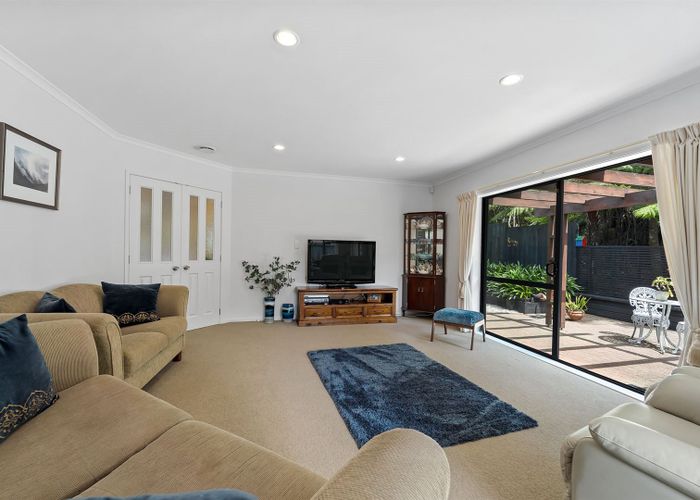  at 17 Kate Sheppard Avenue, Torbay, Auckland