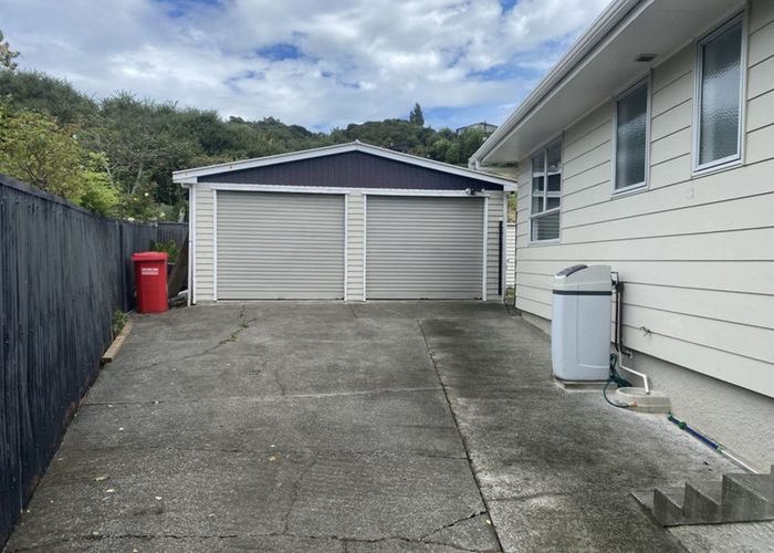  at 27 Savage Crescent, Aramoho, Whanganui