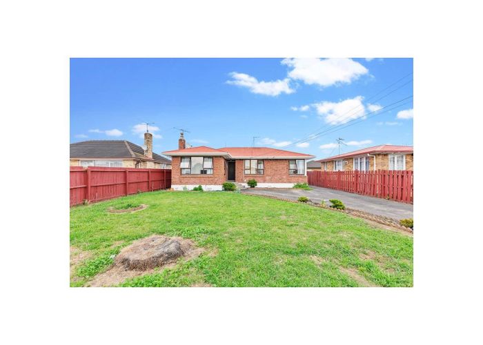  at 4 Brooklyn Avenue, Papatoetoe, Manukau City, Auckland