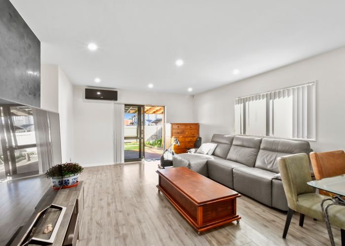  at 18 Sohum Place, Manukau, Auckland