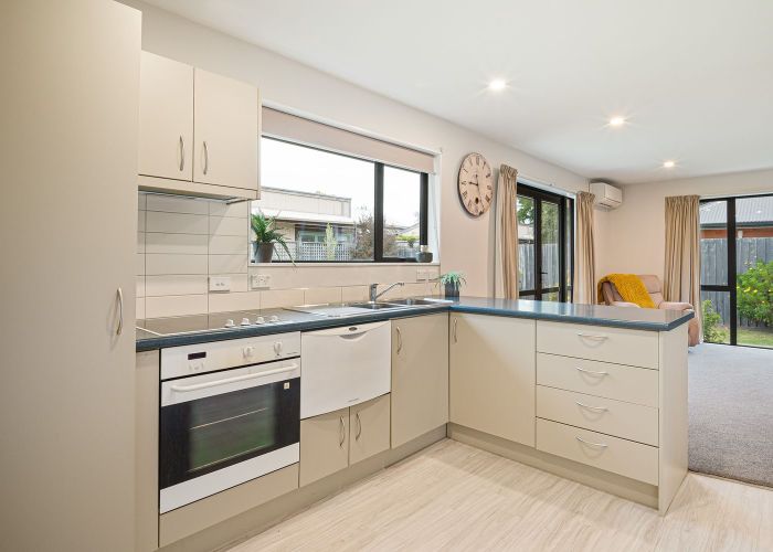  at 22 Clinton Lane, Woolston, Christchurch