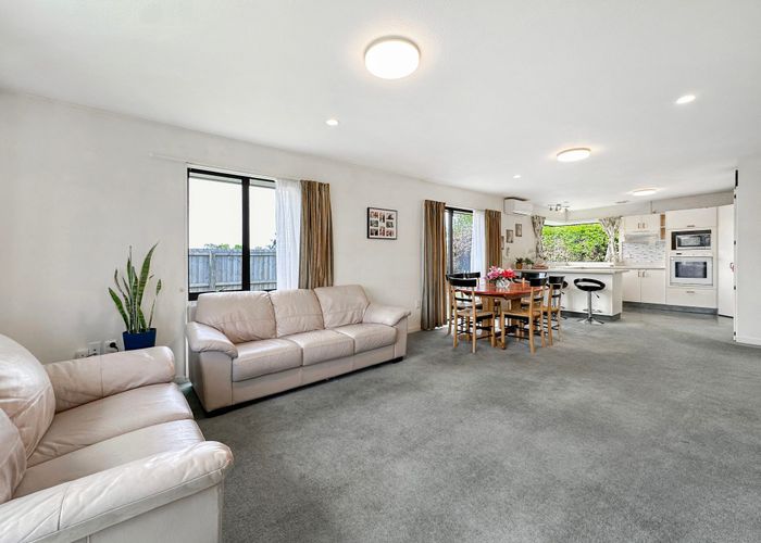  at 2/41 Amyes Road, Hornby, Christchurch City, Canterbury