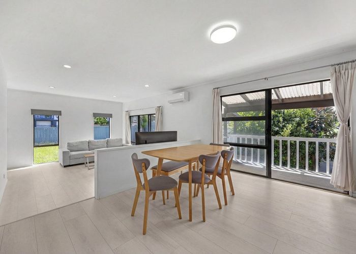  at 49 Gosford Drive, Botany Downs, Manukau City, Auckland