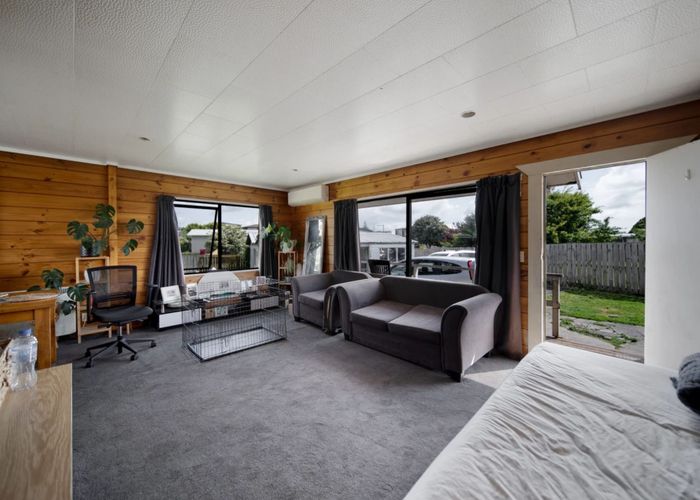  at 80 Cottingham Crescent, Mangere East, Manukau City, Auckland