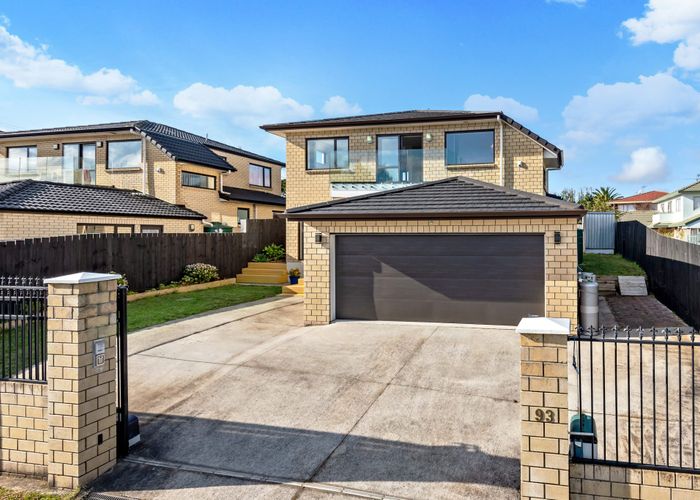  at 93 Waitaki Street, Henderson, Auckland