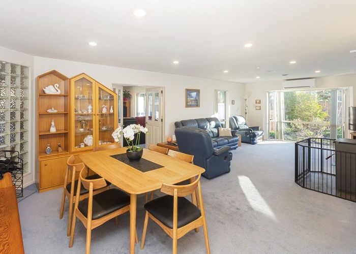  at 10 Cordyline Place, Waimairi Beach, Christchurch