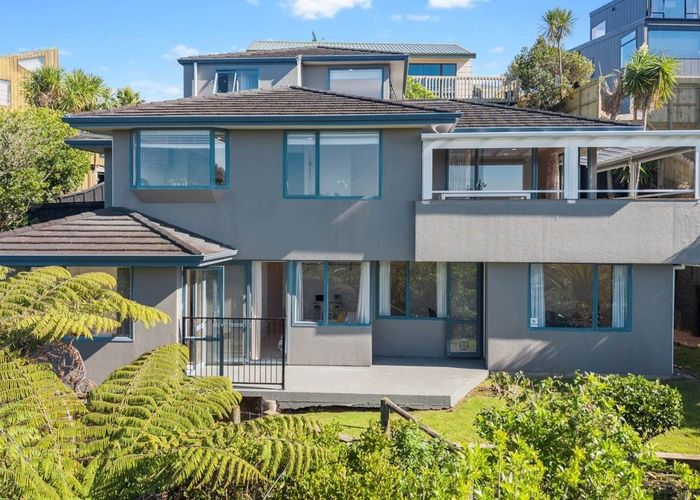  at 2/5 Moorgreen Heights, Torbay, Auckland