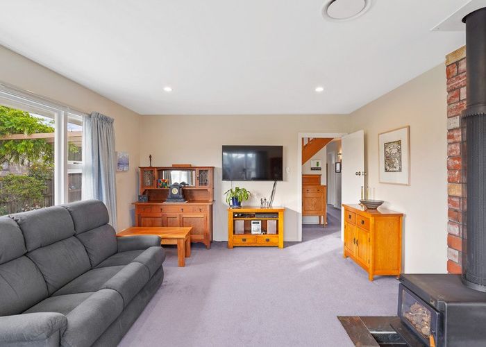  at 14 Glenmore Avenue, Casebrook, Christchurch