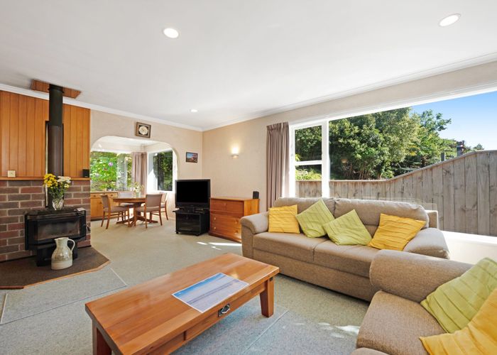  at 132 Pinehaven Road, Pinehaven, Upper Hutt, Wellington