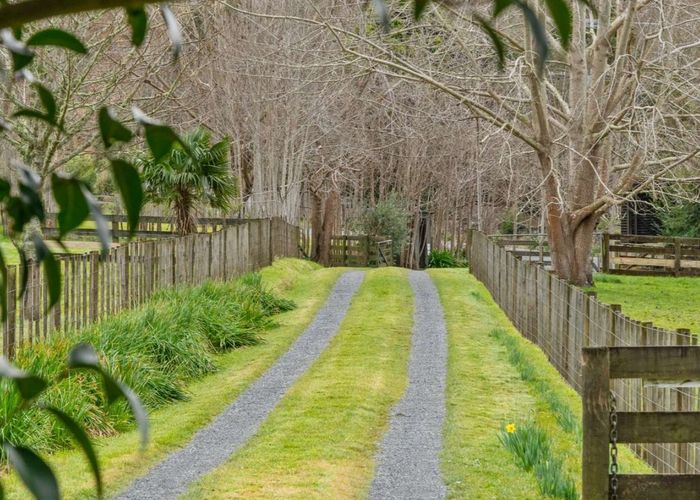  at 177 Skyhigh Road, Papakura