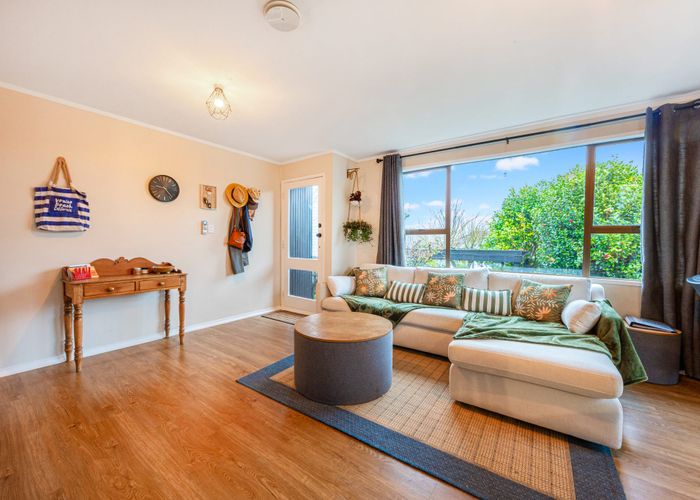 at 2/111 Seymour Road, Sunnyvale, Waitakere City, Auckland