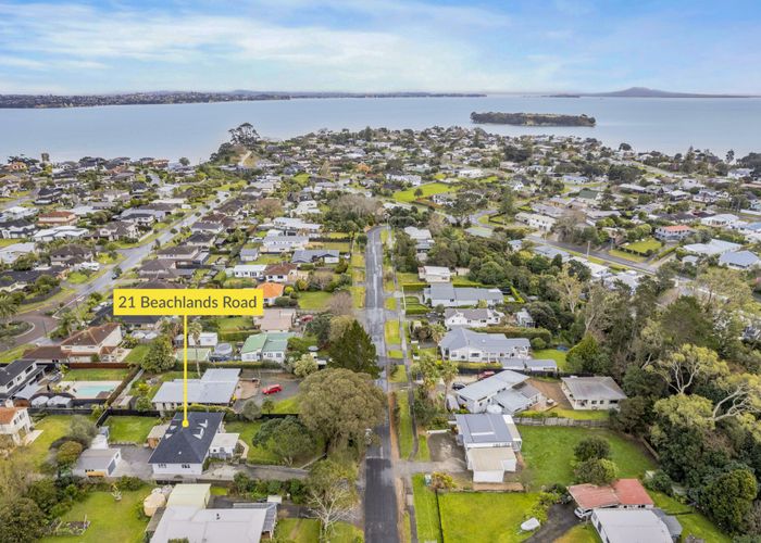  at 21 Beachlands Road, Beachlands, Auckland