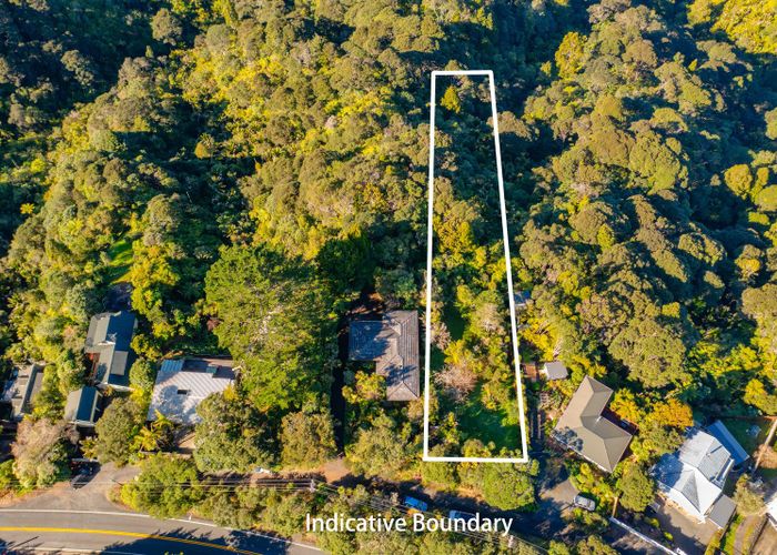  at 1088 Scenic Drive, Swanson, Waitakere City, Auckland