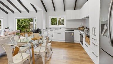  at 17 John Witton Drive, Crofton Downs, Wellington