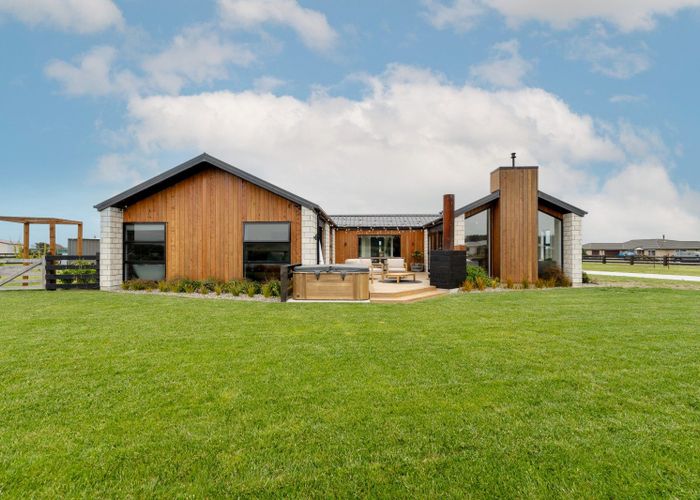  at 19 Carex Grove, Foxton Beach, Horowhenua, Manawatu / Whanganui