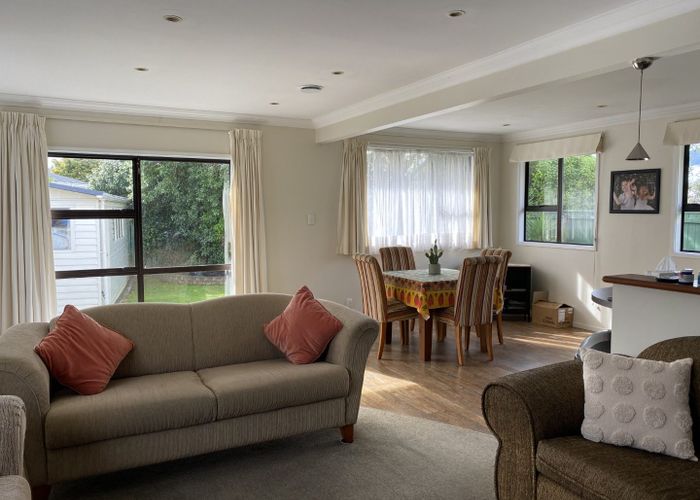  at 8 Denver Grove, Totara Park, Upper Hutt, Wellington