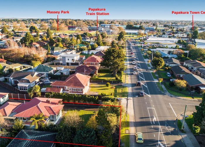  at 15 Clevedon Road, Papakura, Papakura