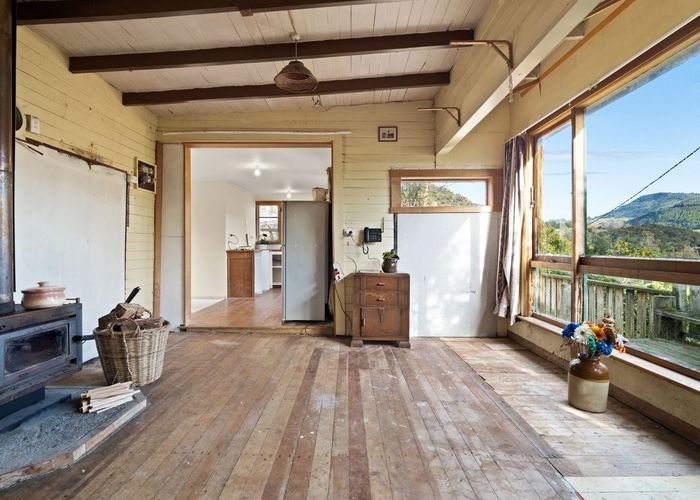  at 31 Boundary Street, Pūrākaunui, Port Chalmers