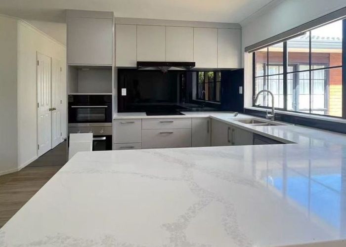  at 43 Frank Nobilo Drive, Golflands, Manukau City, Auckland