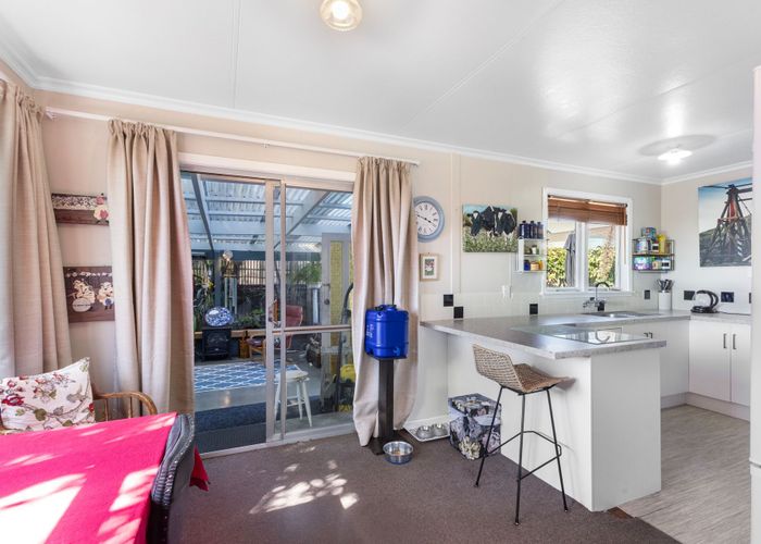  at 8 Omata Road, Westown, New Plymouth, Taranaki