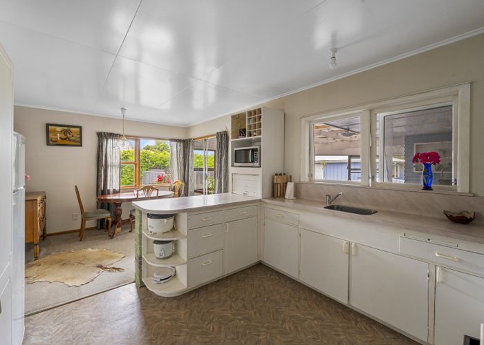  at 31 Merton Crescent, Pirimai, Napier