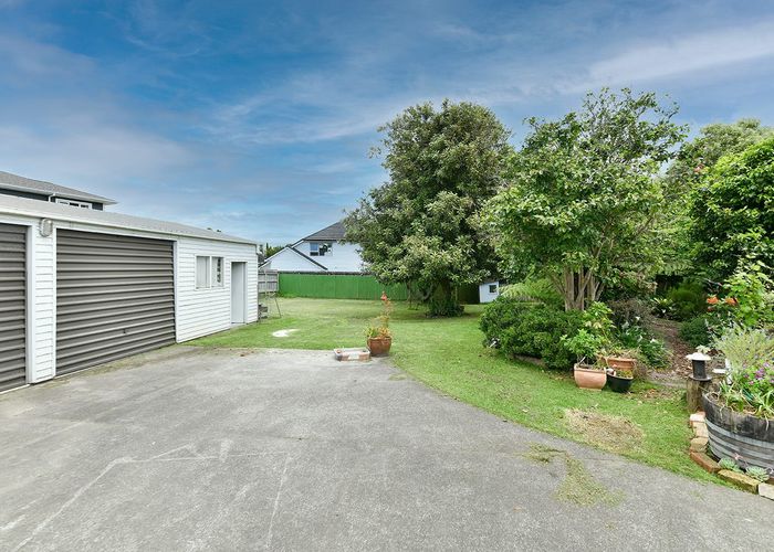  at 47 Waipani Road, Te Atatu Peninsula, Auckland