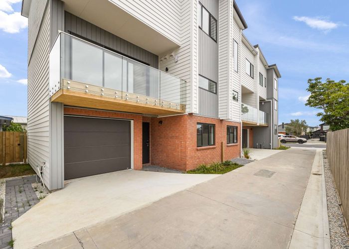  at 723D Massey Road, Mangere, Manukau City, Auckland
