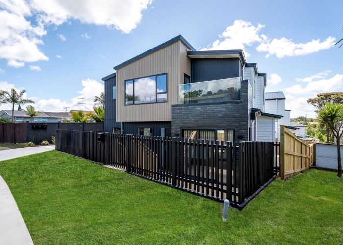  at 1/ 16 Madison Place, Forrest Hill, North Shore City, Auckland