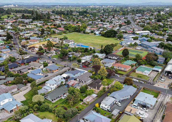  at 30 McCracken Avenue, Hillcrest, Hamilton