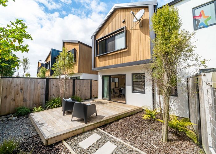  at 11 Te Ara o Maraenuku, Boulcott, Lower Hutt