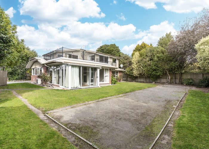  at 28 Hadlow Place, Burnside, Christchurch