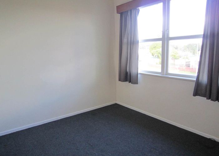  at 8 Mcquarrie Avenue, Manurewa, Manukau City, Auckland