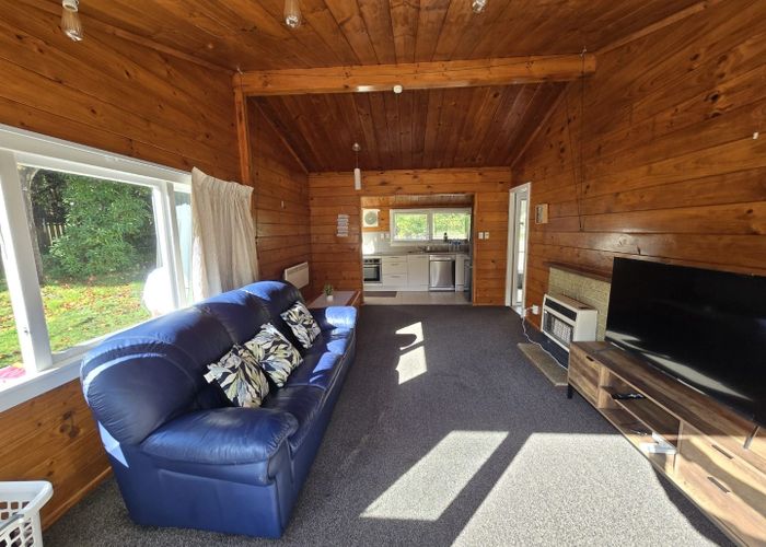  at 2/54 Akatarawara Road (rear), Brown Owl, Upper Hutt, Wellington