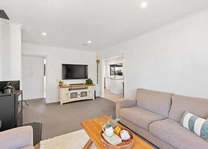  at 1/104 Philpotts Road, Mairehau, Christchurch