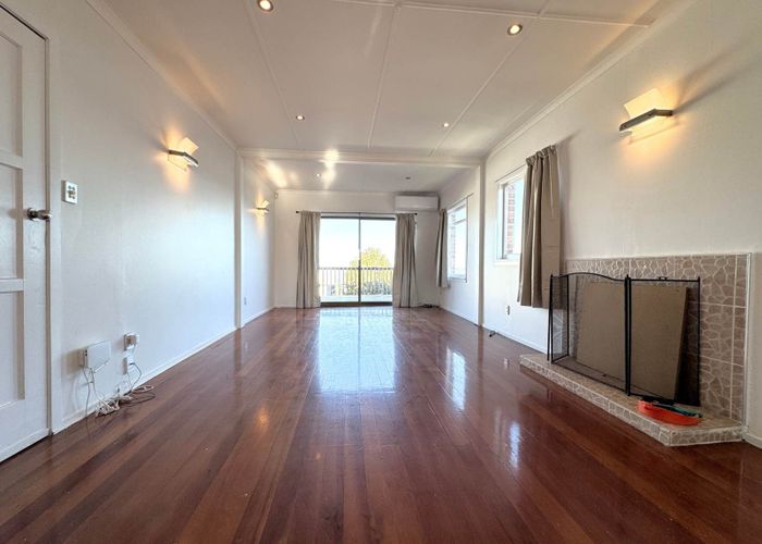  at 412 Hillsborough Road, Mount Roskill, Auckland City, Auckland