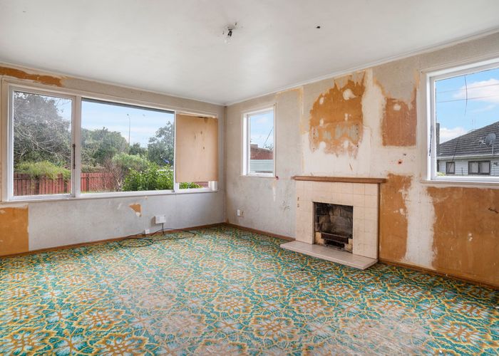  at 7 Lynn Place, Otara, Auckland