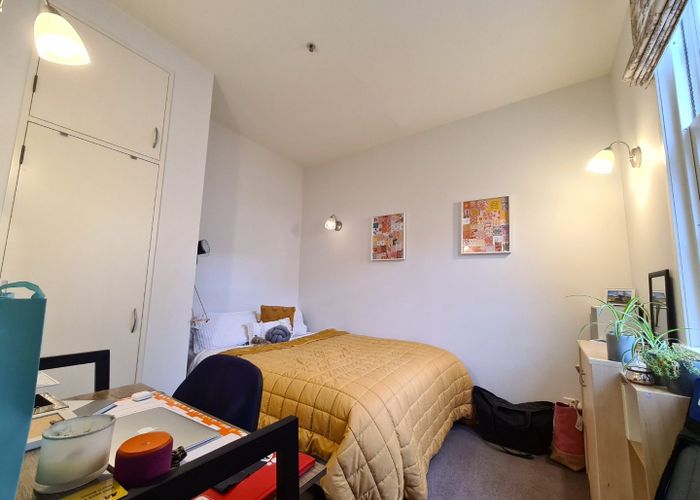  at 207 Tasman Street, Mount Cook, Wellington, Wellington