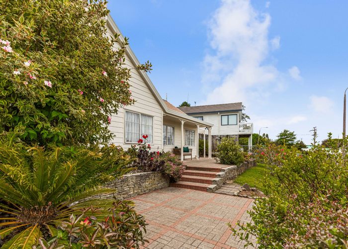  at 72 Garton Drive, Massey, Auckland