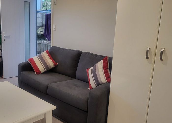  at 1/4 Takutai Road, Pukerua Bay, Porirua, Wellington