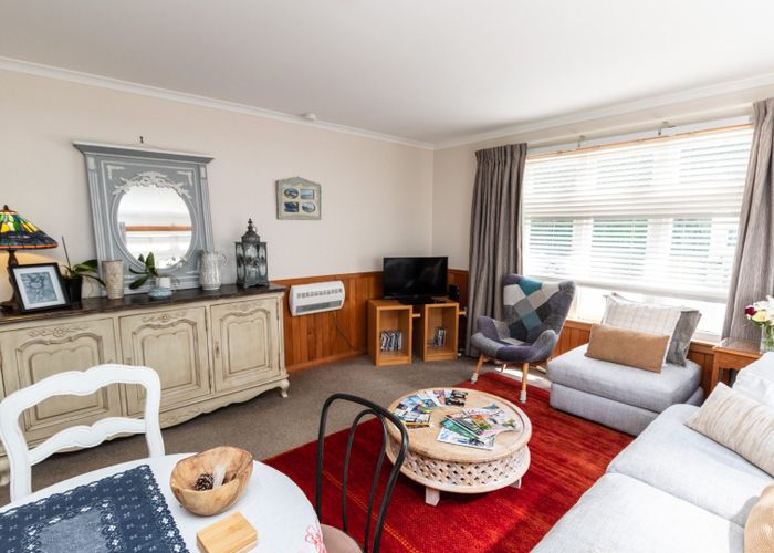  at 117 Severn Street (Bottom Unit), Island Bay, Wellington, Wellington