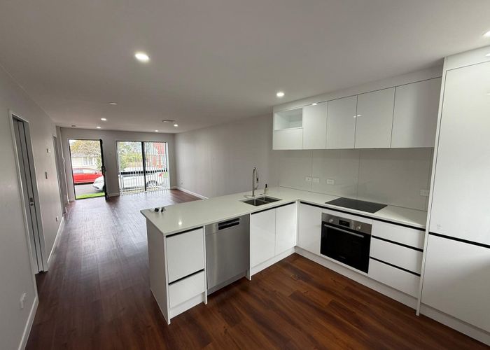  at 7b Guildford Place, Glen Innes, Auckland City, Auckland