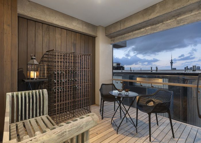  at 402/5 Hohipere Street, Grafton, Auckland