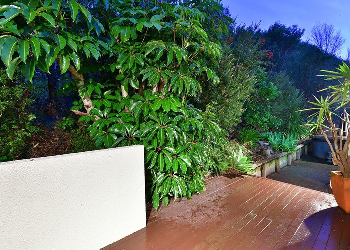  at 4/19 Langana Avenue, Browns Bay, Auckland