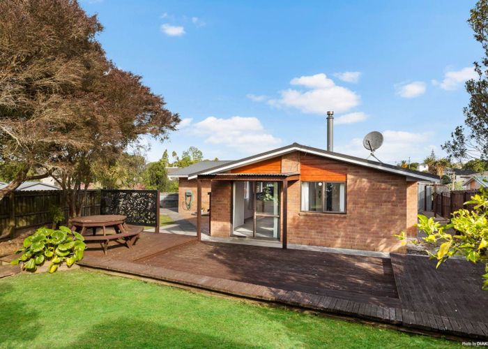  at 7 Muriel Place, Ranui, Waitakere City, Auckland