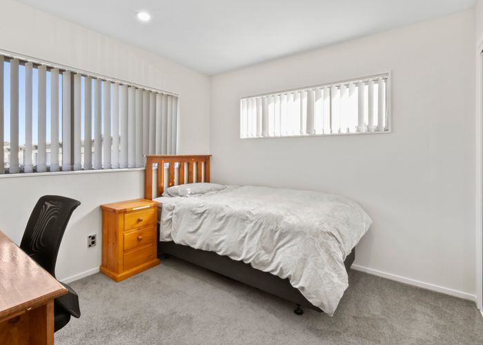  at 18 Sohum Place, Manukau, Auckland