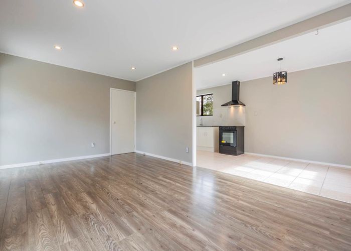  at 25 Rehia Road, Massey, Auckland
