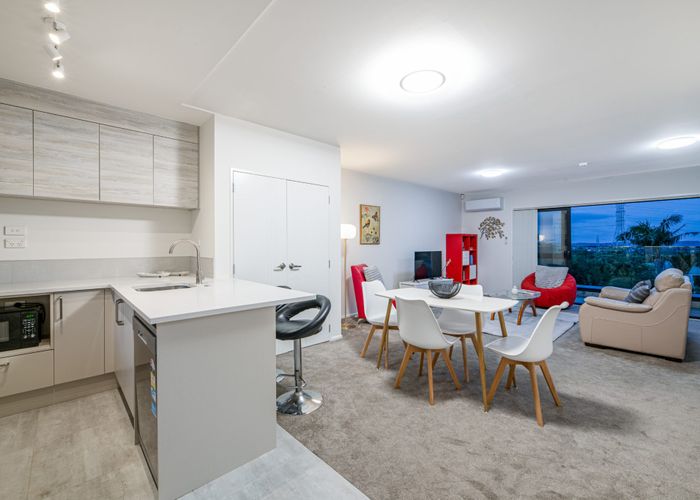  at 6/43B Waimumu Road, Massey, Waitakere City, Auckland